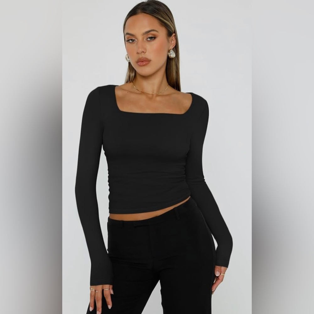 NWT Womens Long Sleeve Shirts, AVAILABLE IN BLACK OR WHITE
